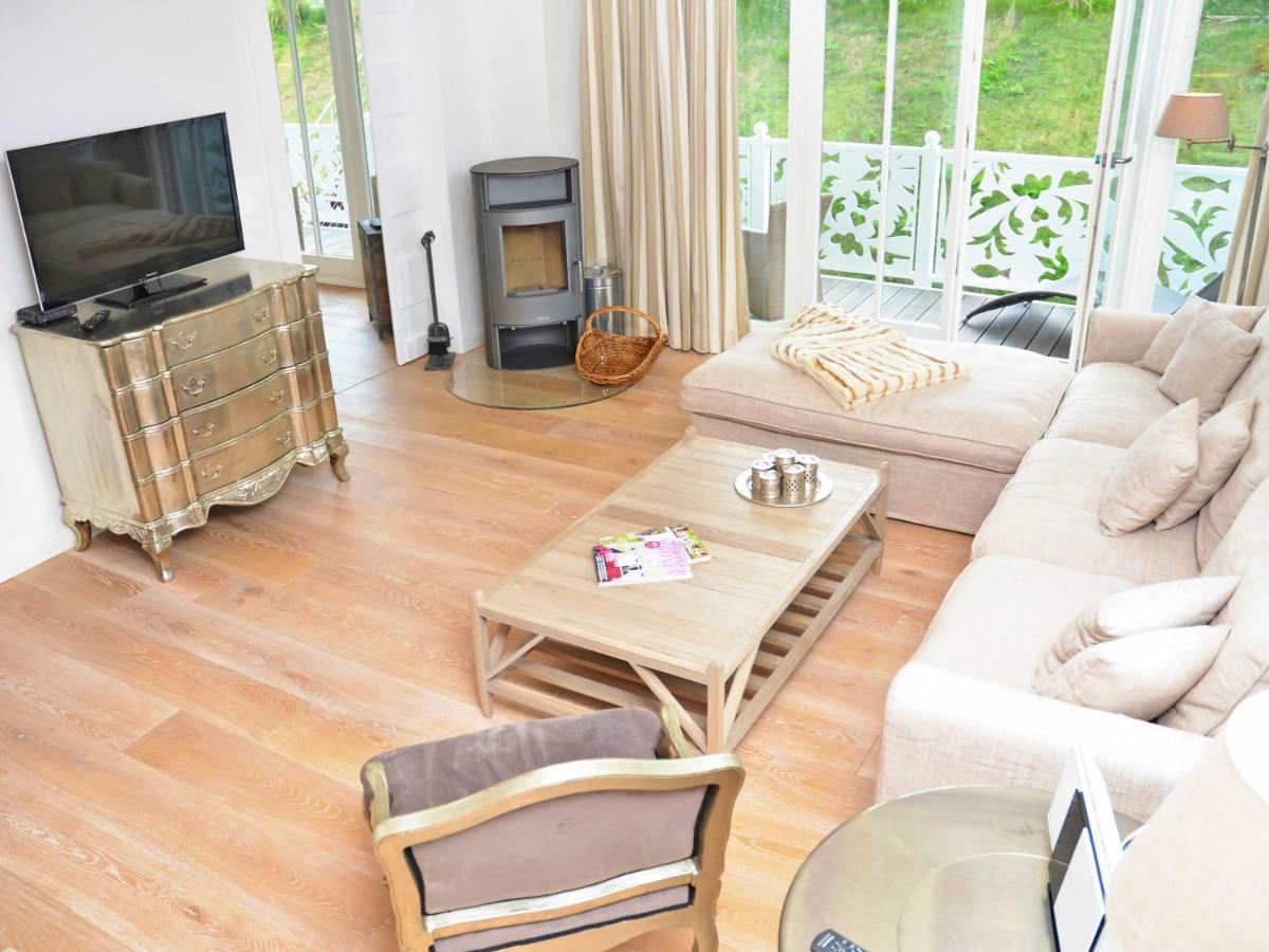 Villa "Johanna" Sellin - Wg13 Mit Kamin Und Zwei Balkonen Екстериор снимка