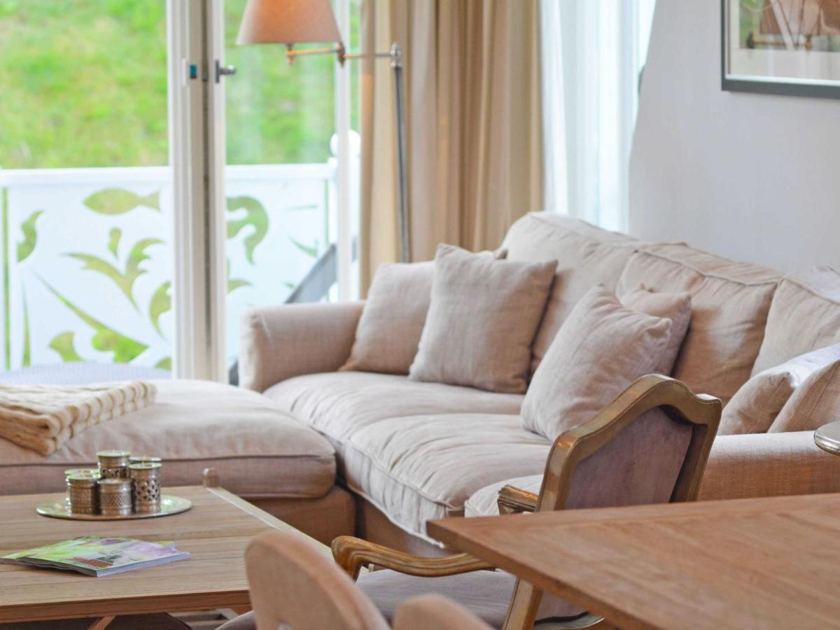 Villa "Johanna" Sellin - Wg13 Mit Kamin Und Zwei Balkonen Екстериор снимка