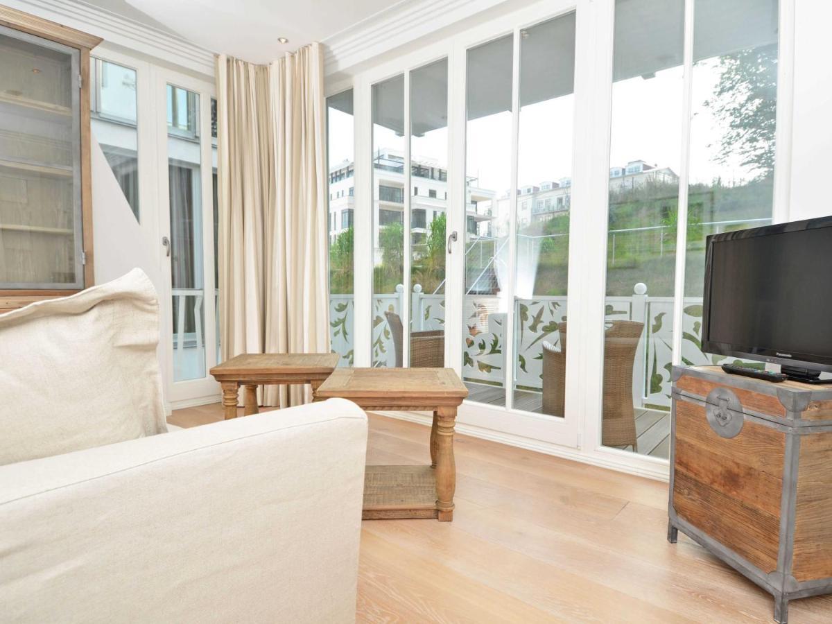 Villa "Johanna" Sellin - Wg13 Mit Kamin Und Zwei Balkonen Екстериор снимка