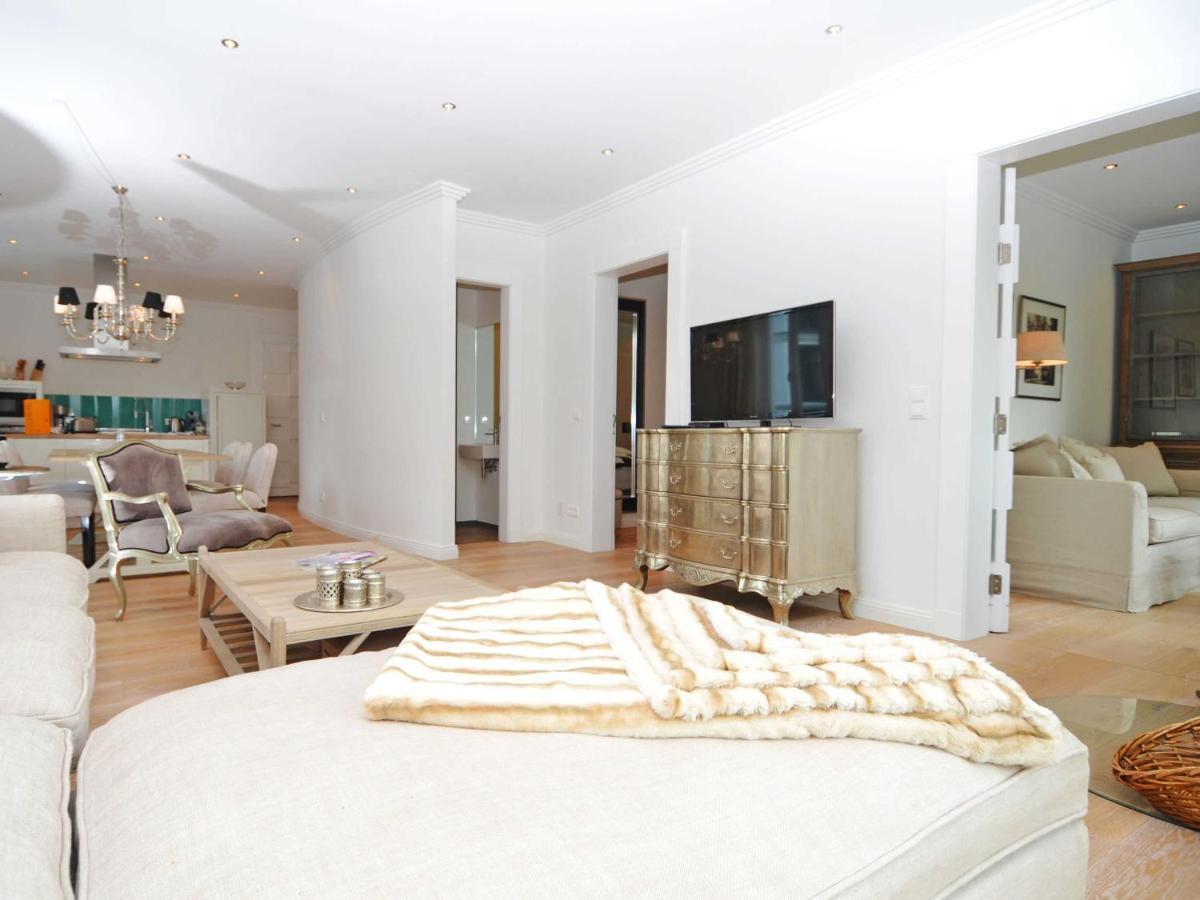 Villa "Johanna" Sellin - Wg13 Mit Kamin Und Zwei Balkonen Екстериор снимка