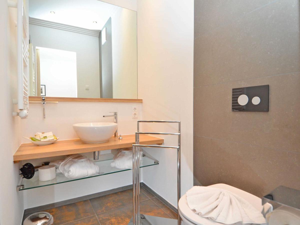 Villa "Johanna" Sellin - Wg13 Mit Kamin Und Zwei Balkonen Екстериор снимка