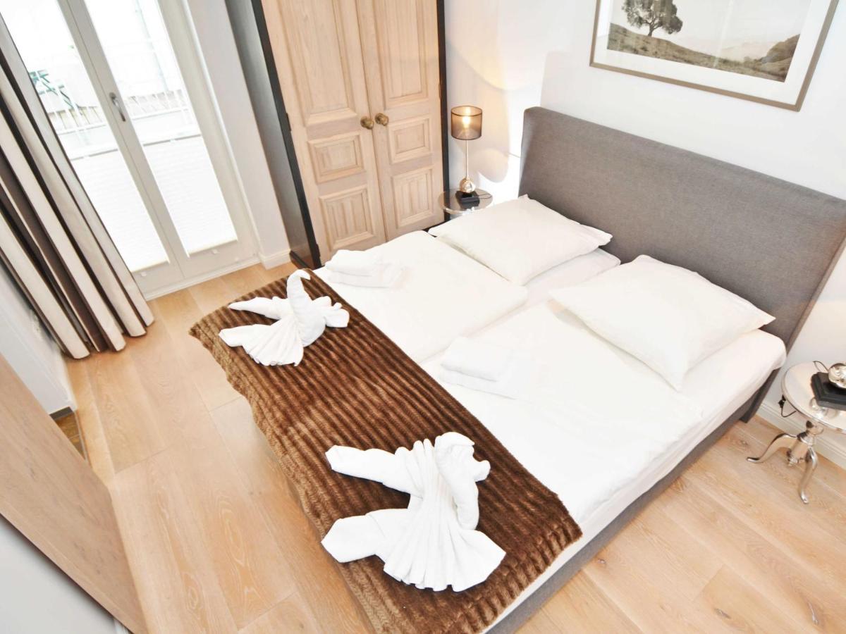 Villa "Johanna" Sellin - Wg13 Mit Kamin Und Zwei Balkonen Екстериор снимка